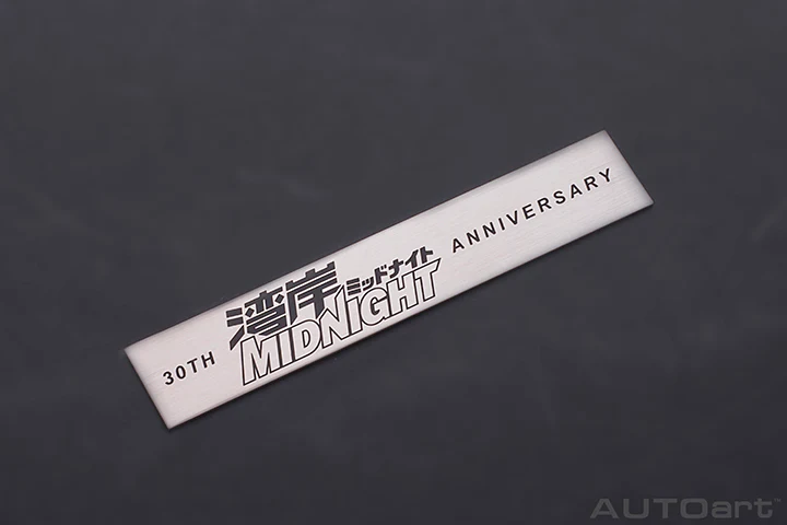 AUTOart 1:18 Nissan Skyline GT-R (R32) Wangan Midnight "Reina” Late Version (30th Anniversary Edition) - Image 10