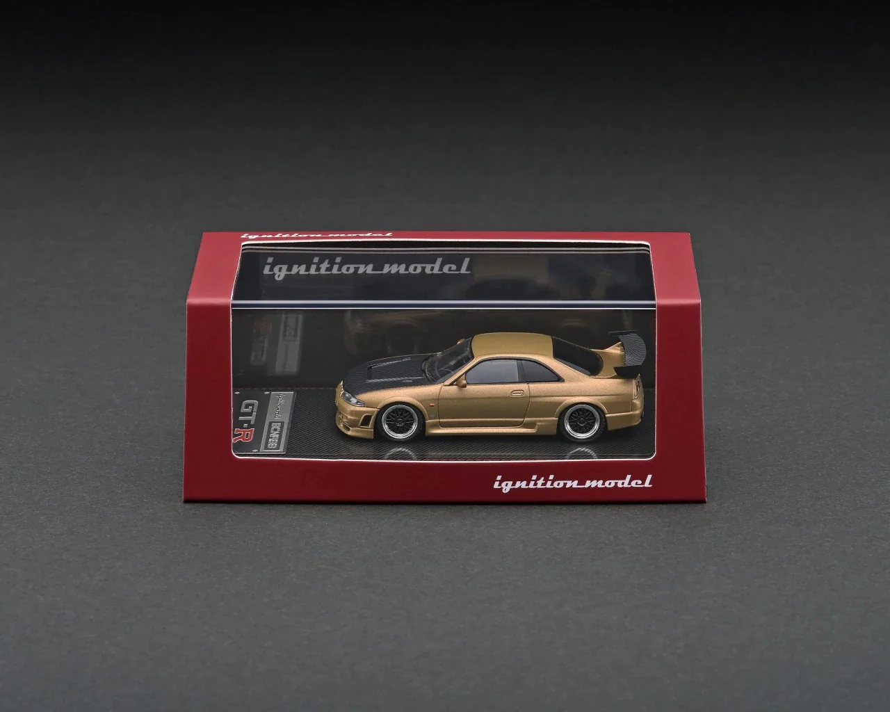 Ignition Model 1:64 Nissan Skyline GT-R (R33) 400R in Matte Gold - Image 3