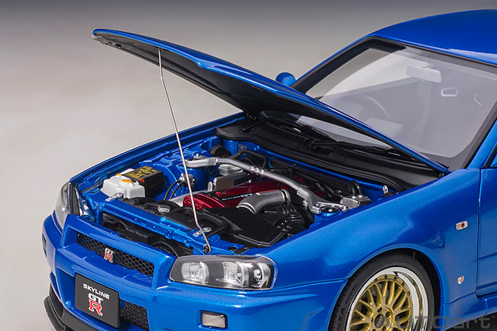 AUTOart 1:18 Nissan Skyline GT-R (R34) V-Spec II in Bayside Blue with BBS LM Wheels - Image 6