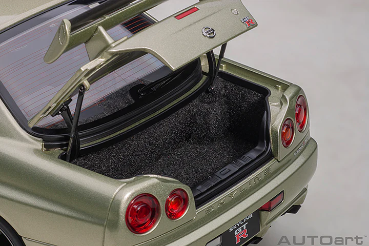 AUTOart 1:18 Nissan Skyline GT-R (R34) V-Spec II "NUR" in Millennium Jade - Image 7