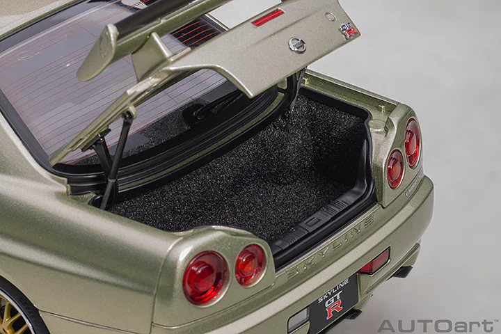 AUTOart 1:18 Nissan Skyline GT-R (R34) V-Spec II "NUR" in Millennium Jade with BBS LM Wheels - Image 7