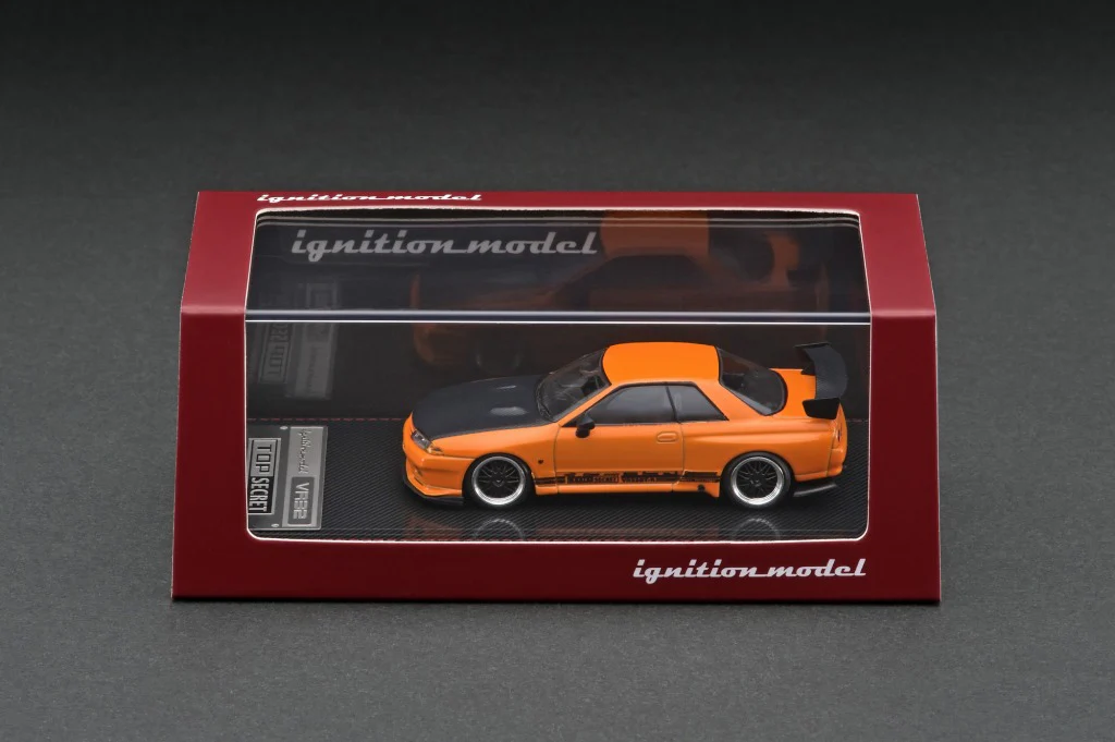 Ignition Model 1:64 Nissan Skyline Top Secret GT-R (VR32) in Yellow Orange Metallic - Image 3