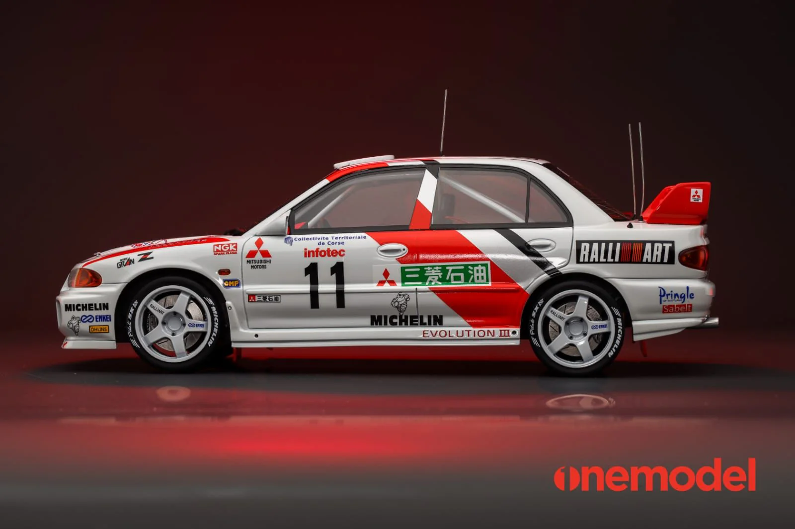 One Model 1:18 Mitsubishi Lancer EVO III WRC Racing Version - Image 2