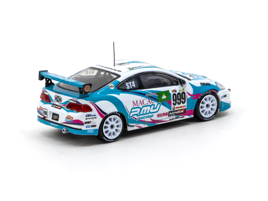 Tarmac Works 1:64 Honda Integra Type-R DC5 Super Taikyu Series 2006 ST-4 Champion Naoya Yamano / Henry Ho - Image 2
