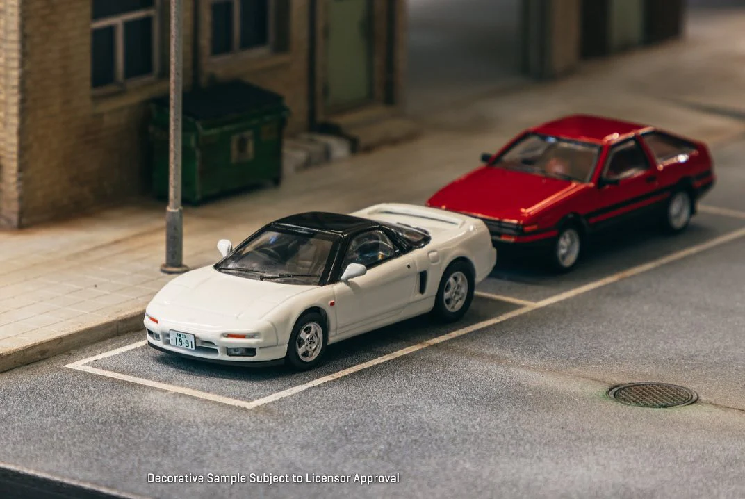 Tarmac Works 1/64 Honda NSX (NA1) in Championship White - Image 2