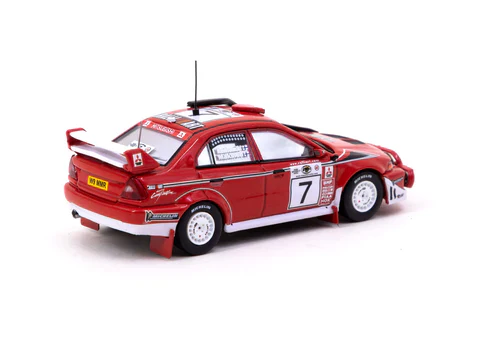 Tarmac Works 1:64 Mitsubishi Lancer Evolution 6.5, Safari Rally 2001 Winner, Tommi Mäkinen / Risto Mannisenmäki - Image 2
