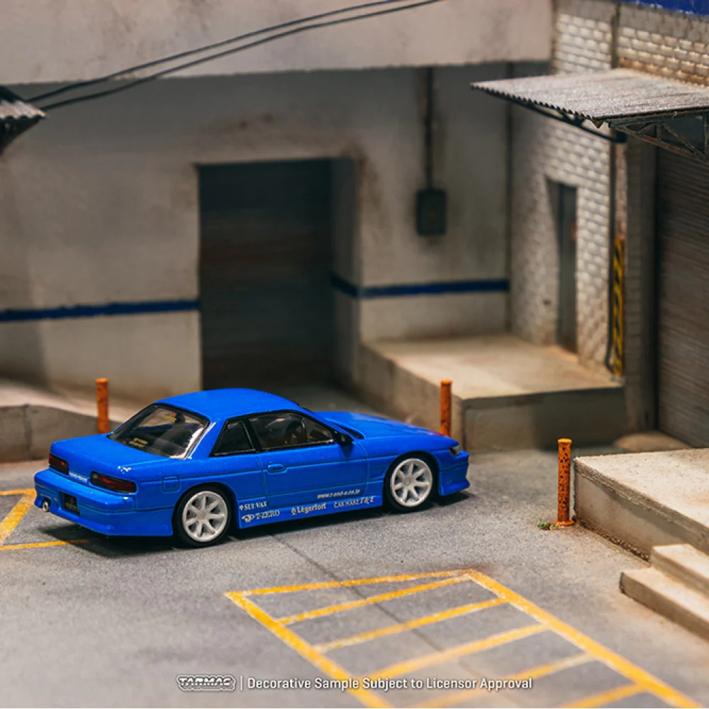 Tarmac Works 1:64 Nissan Silvia (S13) VERTEX in Toyo Tires in Blue Metallic - Image 3