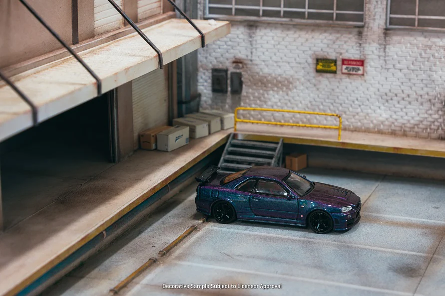 Tarmac Works 1:64 Nissan Skyline GT-R (R34) Z-Tune in Midnight Purple III - Image 3