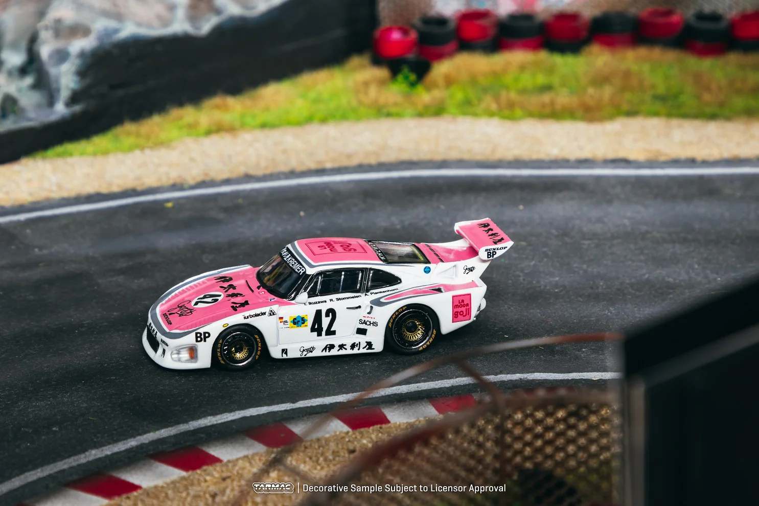 Tarmac Works 1:64 Porsche 935 K3, 24h of Le Mans 1980, T. Ikuzawa / R. Stommelen / A. Plankenhorn - Image 3