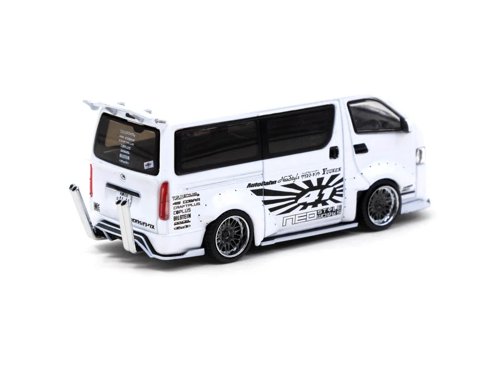 Tarmac Works 1:64 Toyota Hiace Widebody White - Image 2