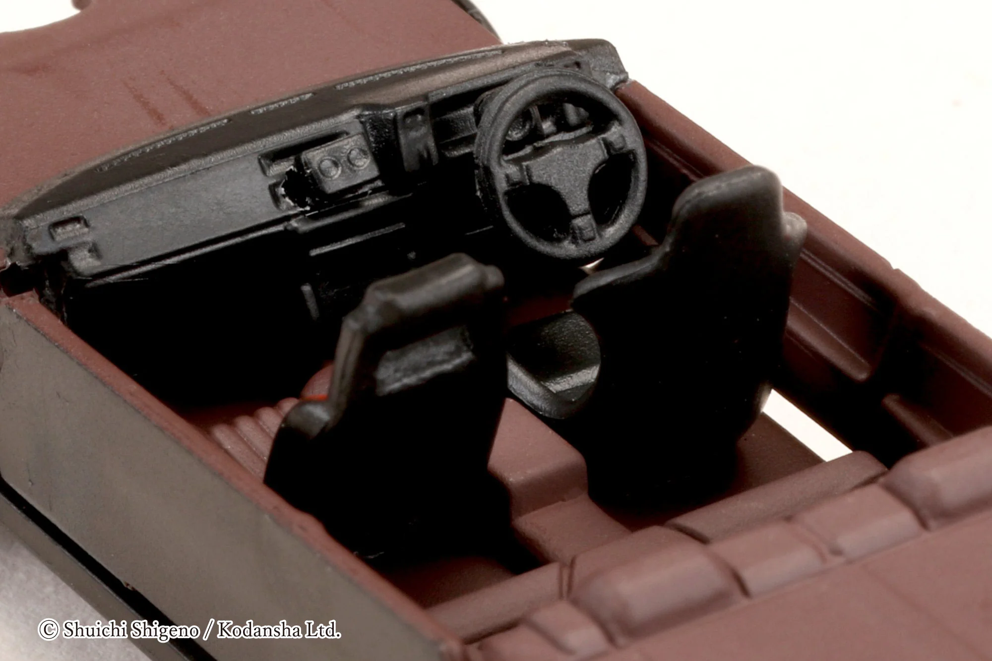 Hobby Japan 1:64 Toyota Sprinter Trueno GT APEX (AE86) 頭文字D PROJECT D OPEN HEADLIGHTS / WITH 4A-GE 5 VALVE DISPLAY MODEL - Image 5